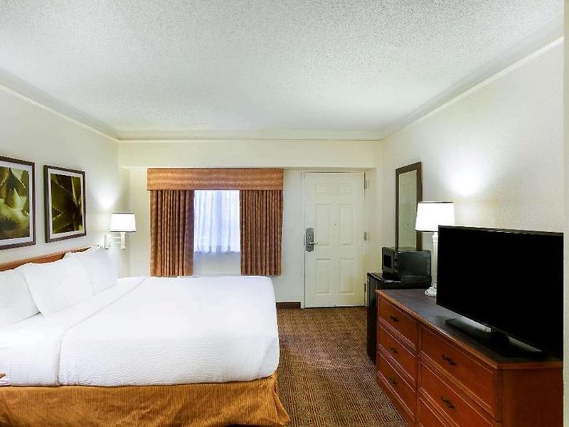 C7532327C8262E183771C7ECB0ED2637