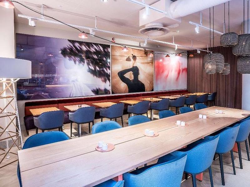 DEBCC7BF6466483474B4141A9DFD3B1D