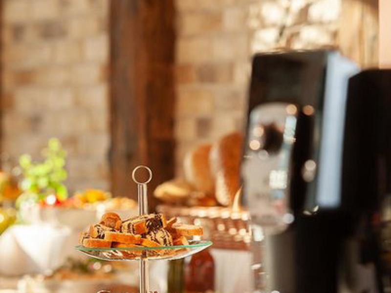 47DE041EE943E7355604FB624B4644EF