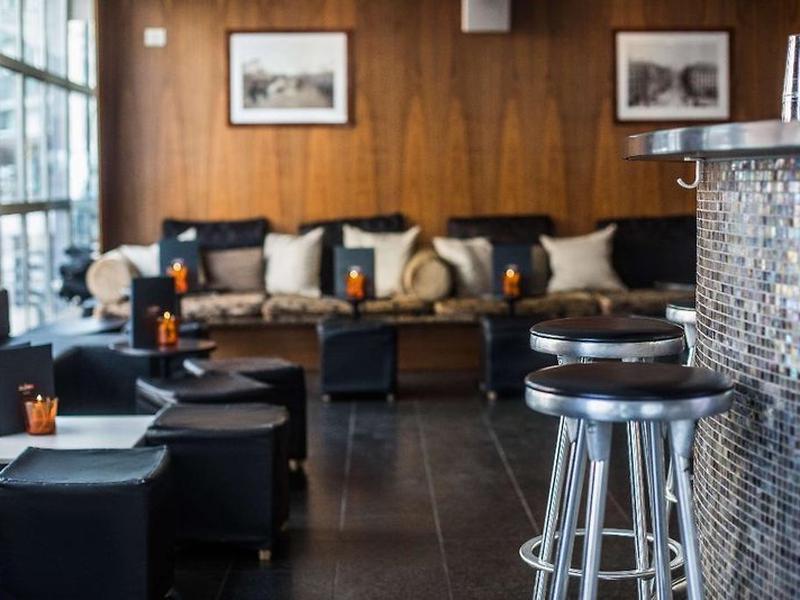 2CDC3156F28E186E9DA38CD8E80AD247