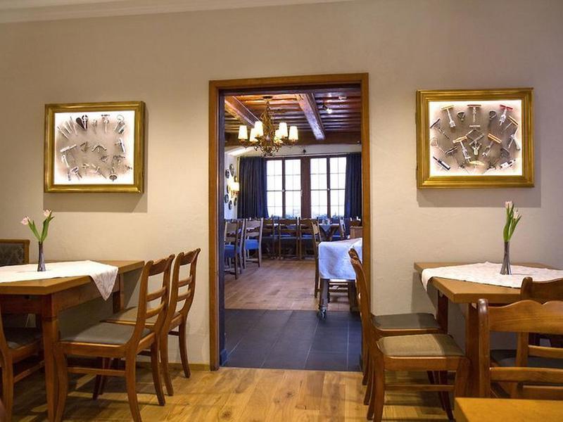 519CBFD04E7F50A5D9674C9106CEC663