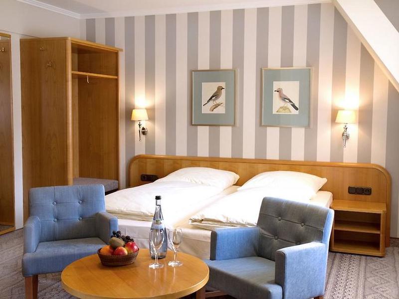 2339555954380E176127F714535B6821