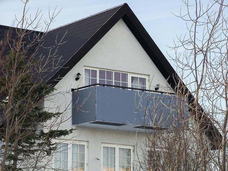 91F3D871D5A23D4DD9224F017A2B8C74