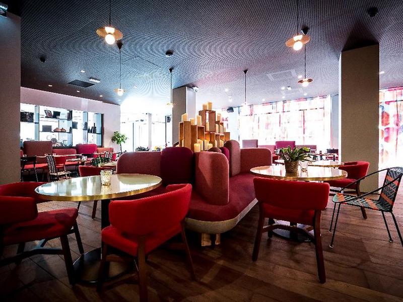 E36754DF84B0862957C66E3C40BC1412