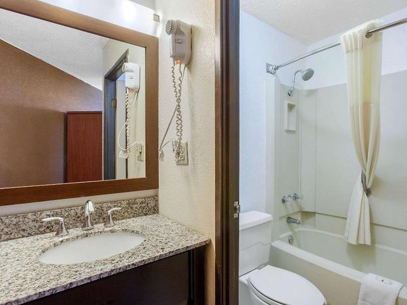 441CDFEA1B6BE9C4C950E20BAF85E252