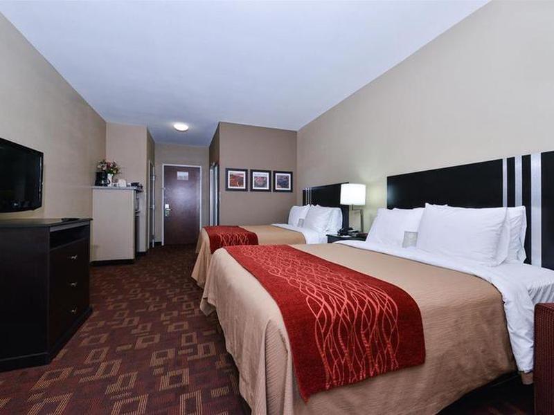 B7CFDA87309AEA46AF65A45547164F6A