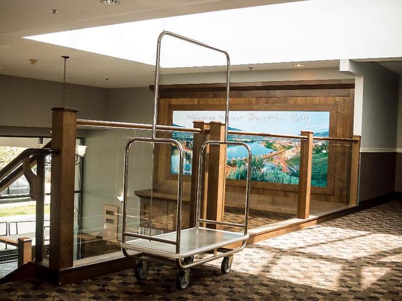 49AA089A60E4F299798CC9A4EA7C5705