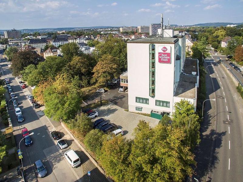 B25416DFF8F217C2F6153B1A80EF42B1