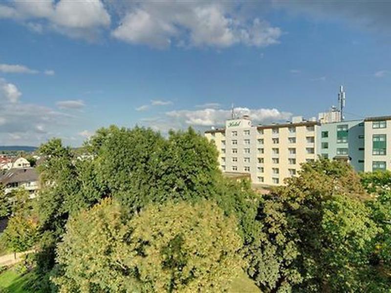 910558AA122F711F34443BF03B0B096C