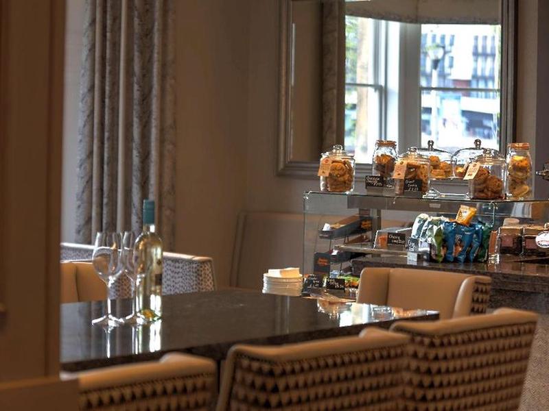 07C260F6120402560B673E711704BB7E