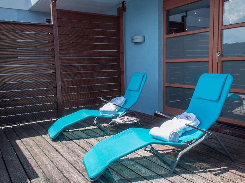 67CBA7A2DEAB82E22C95D083787A89DC