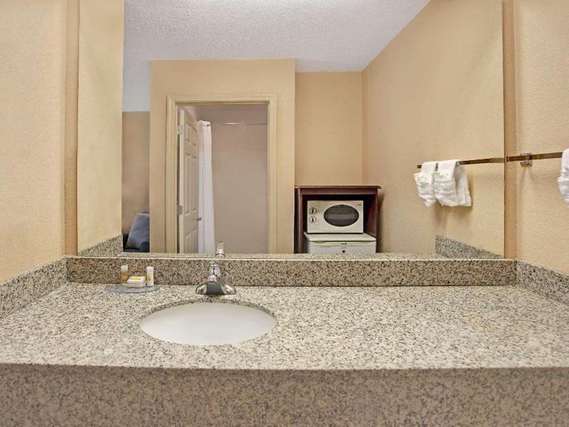 4C59912D2182C08CD287BA6A5582DC55