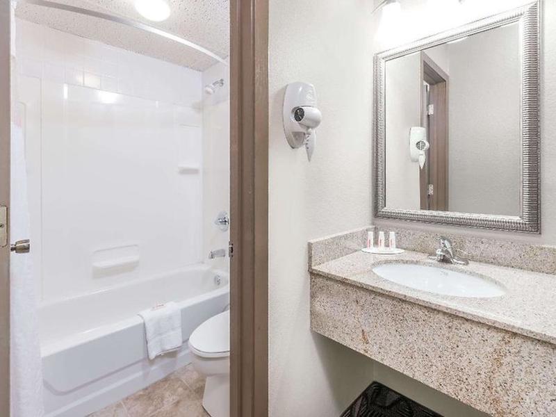 98A0B9C4611EB55D77F94CAA14F013E0