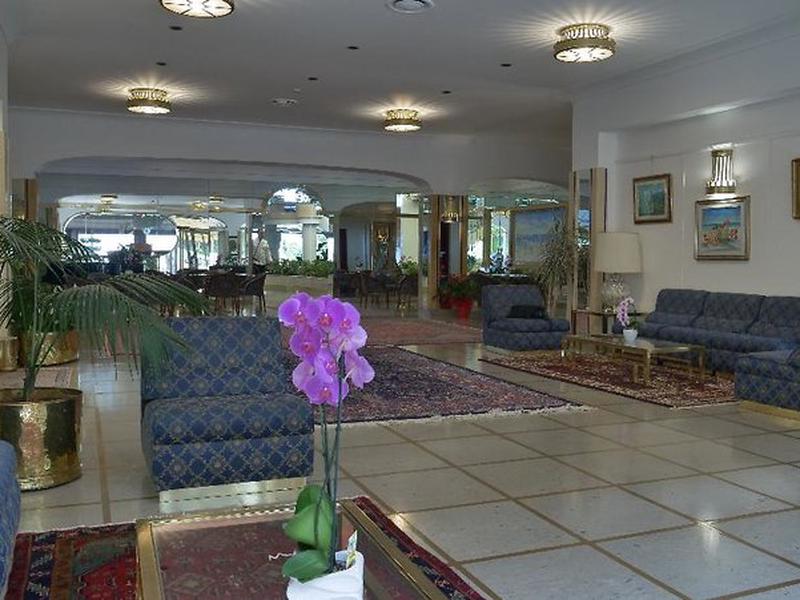 9858DED2FF6E52E4CFD2536E805AEC63