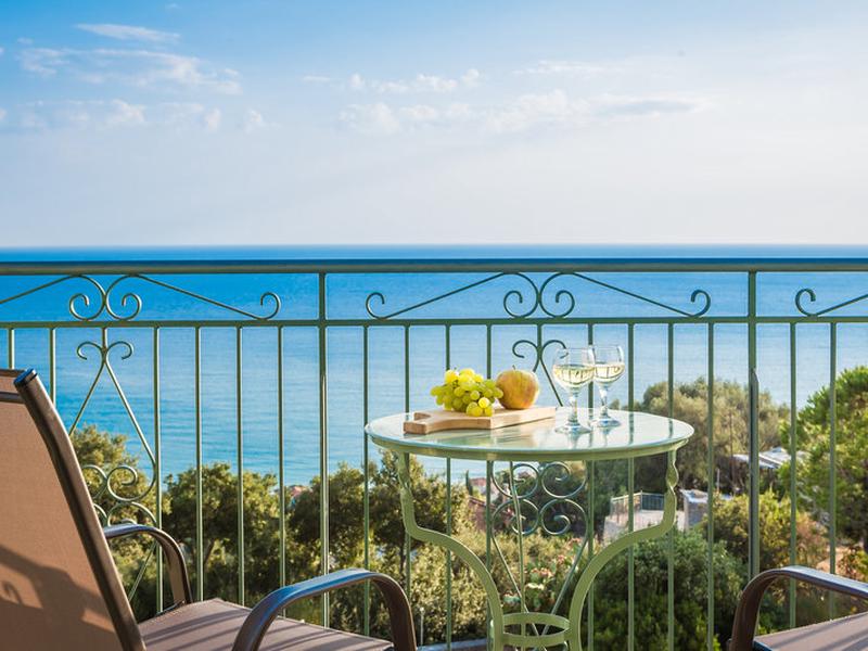 04B446F4E0388D33D67A9E79B00A2C81