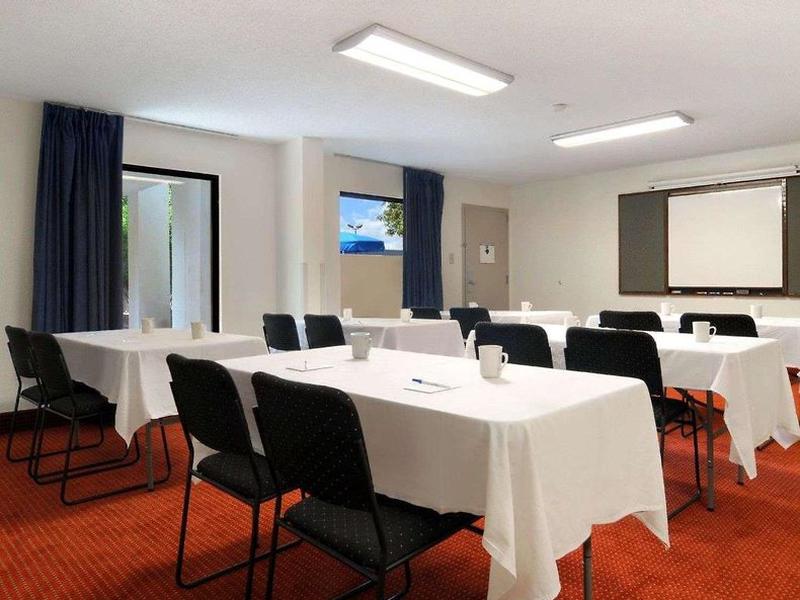 9E68F4387BF0329B915F89629F98BE61