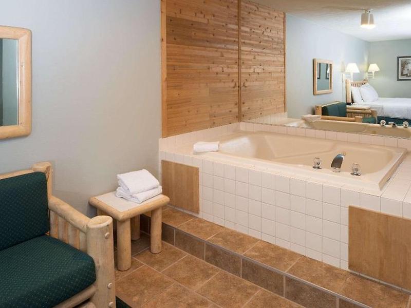 B721BC10FEAF96366E7A67C51D5E7653