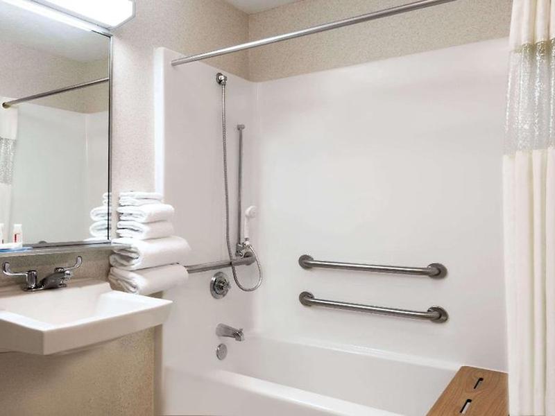 46743F3BD740594C00EC705BE5F3F80F