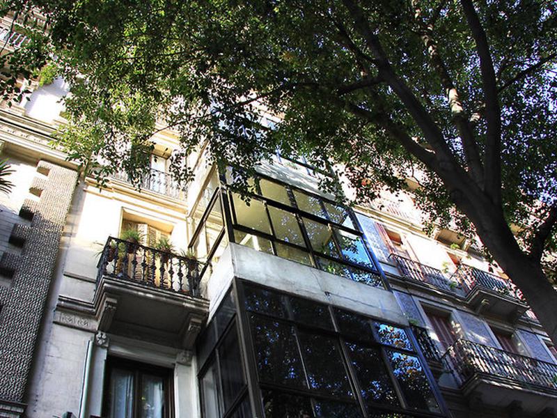 42F37AEFAC193C03DDEEC5B3BBA3B3E8