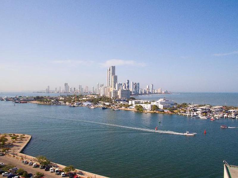 FC8206EEB3B1A8948DFB74A2BAFBF4A4