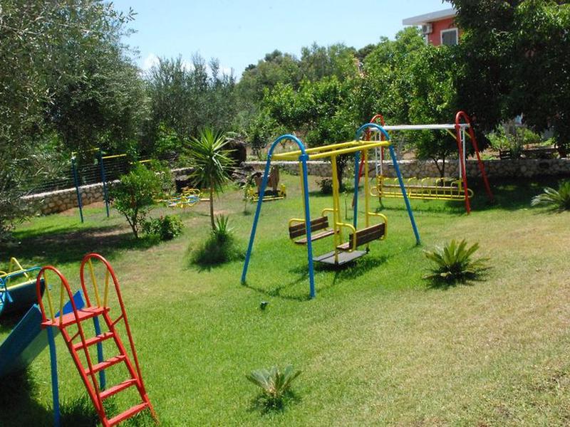 196251E65A42E7659ED89E3E39090470