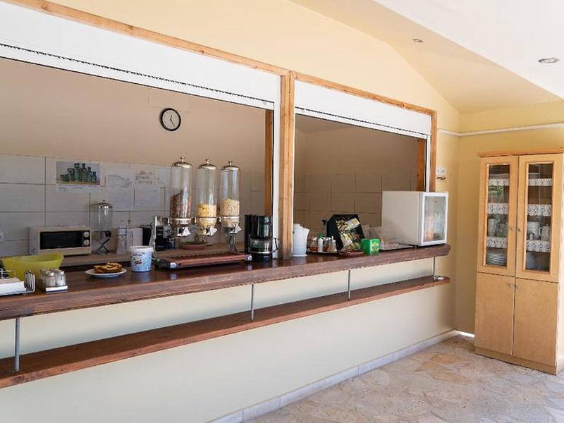 17CAB6A8D444987AE24F8A85B0054665