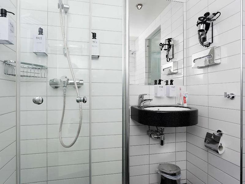 122CE08A974D23512AD7ACD3E7D28107