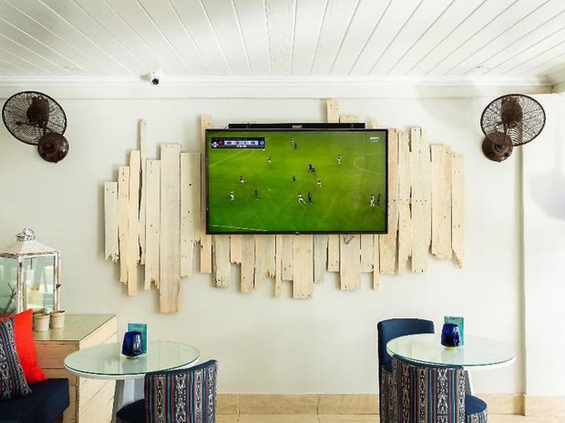 57B17FA9BBC46E9F4E63B3B90D918D15