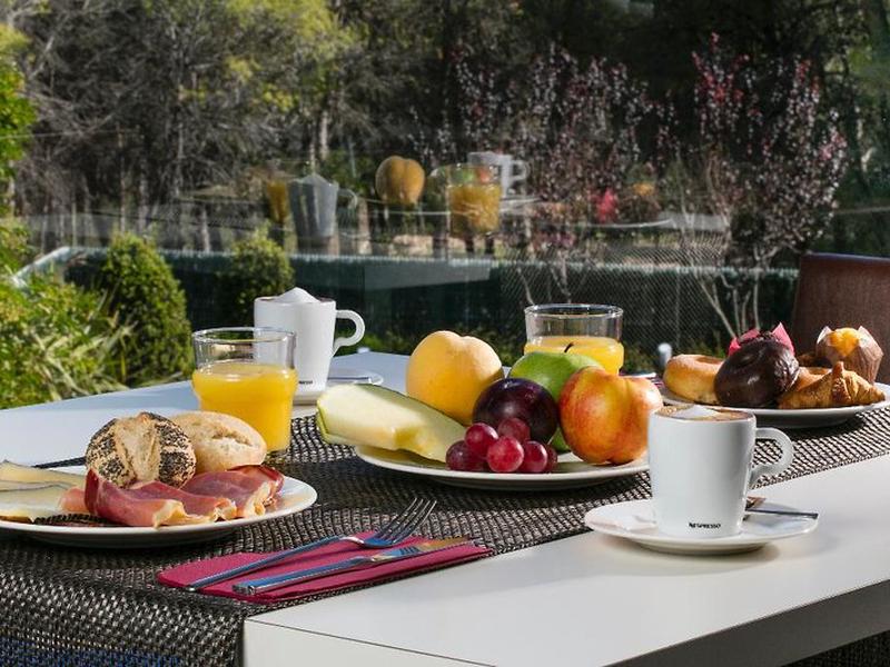 4B3CEF86CB436E2F4F05AB0EB0B73C81