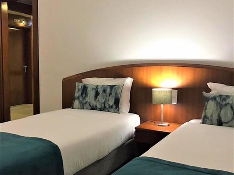 003669F68C27F04846A0E1C4404D5C4C