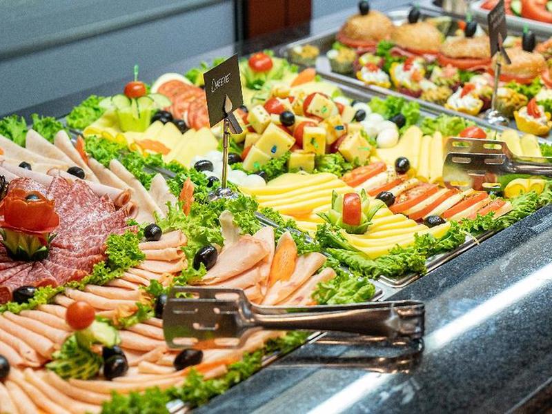 CB346E4ECA064E3C1A94E82DA4A81B0E