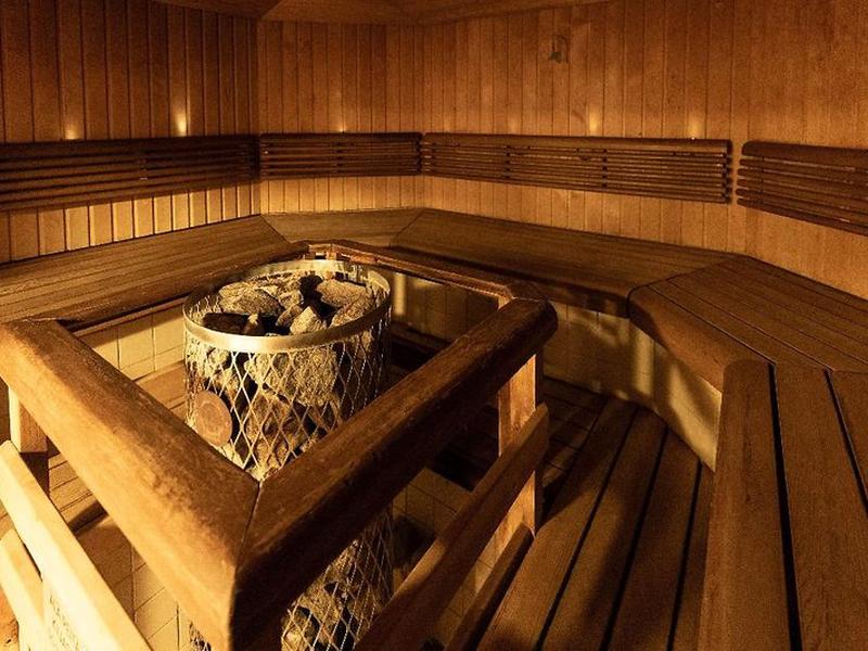 DF476D4D64E199717A969E5E760B4C0B