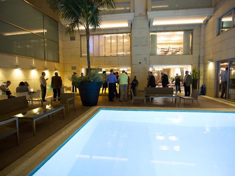 C421339FF52FE2E2F5E7FAD89EFC6048