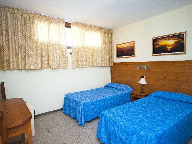 3C41FAB3352D7A739737B4BDFCF38473