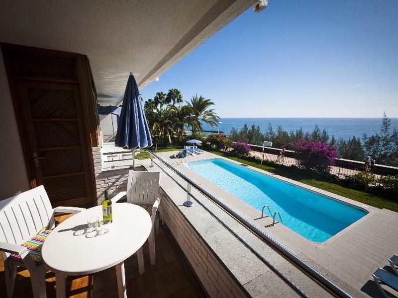 0715236B6661CA0A642123DB9A9BA769