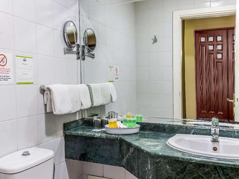 DB573B646D0FB41833510DAB7B9A9A34