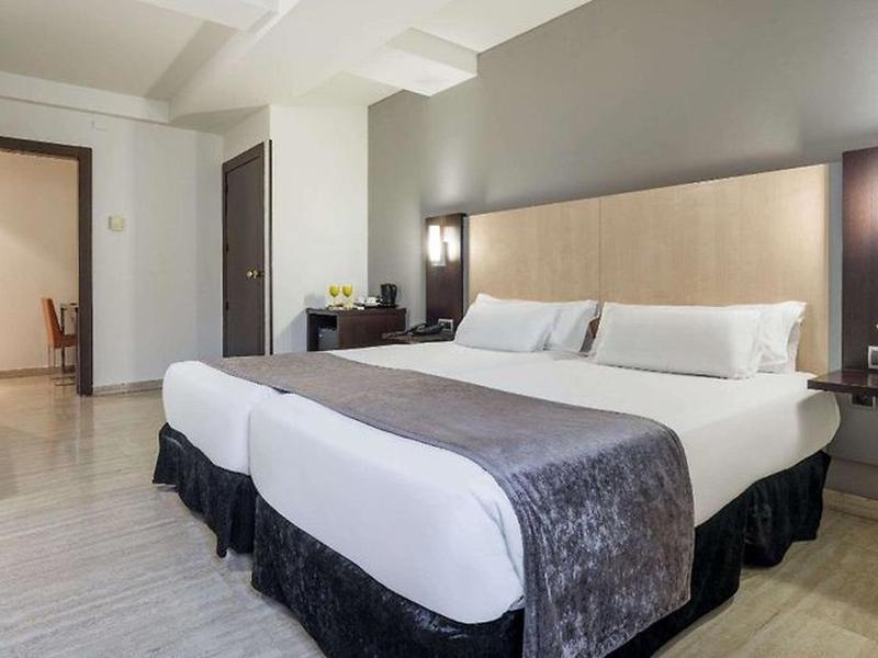 99D49CB8CD552A31C731E319D2A80072