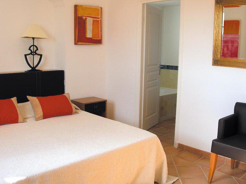 6331E9962EDE4B88DE02C80A618B1AF7