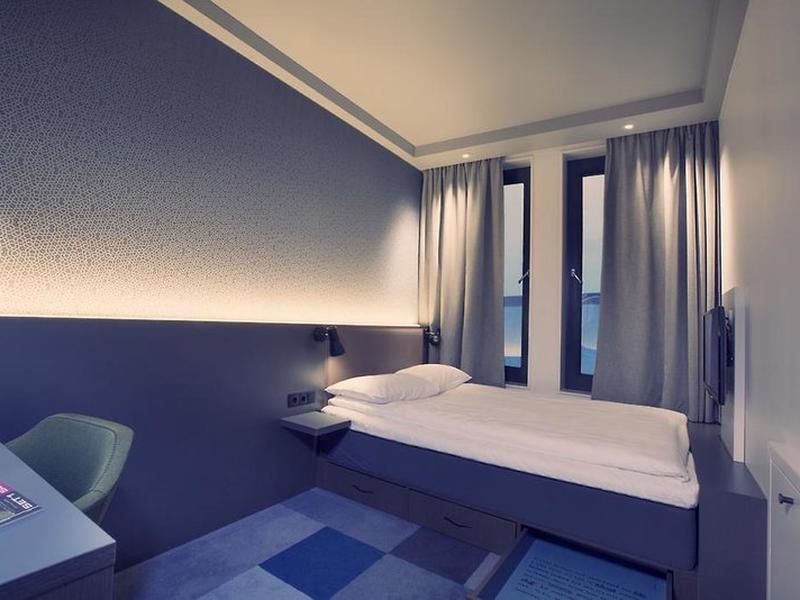 950DDEBE3A5FC157B3C5E45E8D9DF257