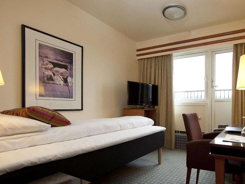 FD84C34C3E502EA4E5295257491E78EA