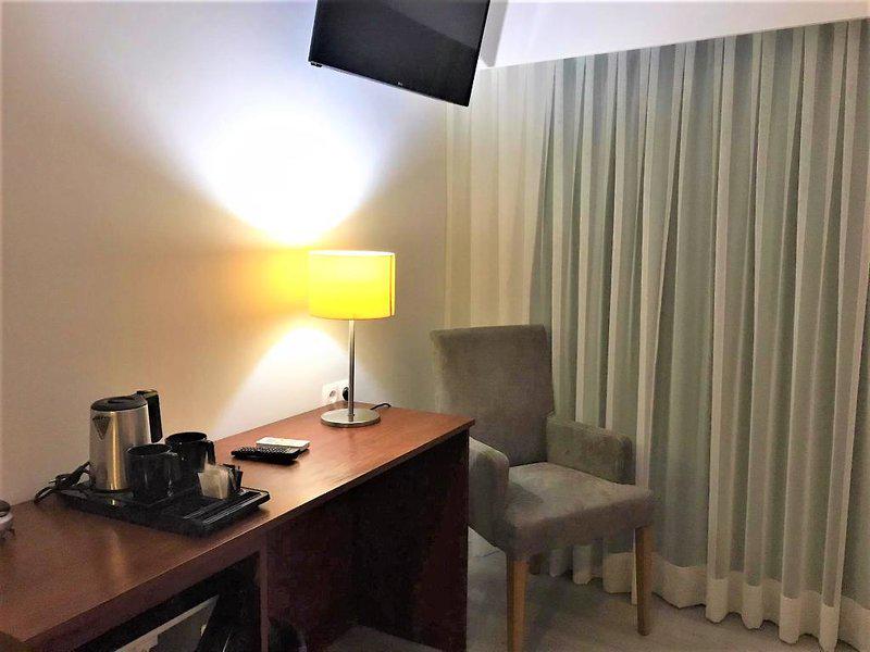 C6AAB41BC182511F60518FC69406205E