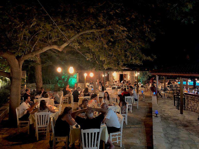 4840F1F08ACD4CEEB8B2DE18DFA22085