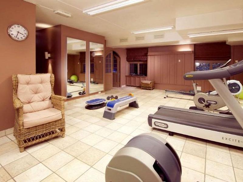 AE8999CA4AA48491D54AA410A2A7F3EC