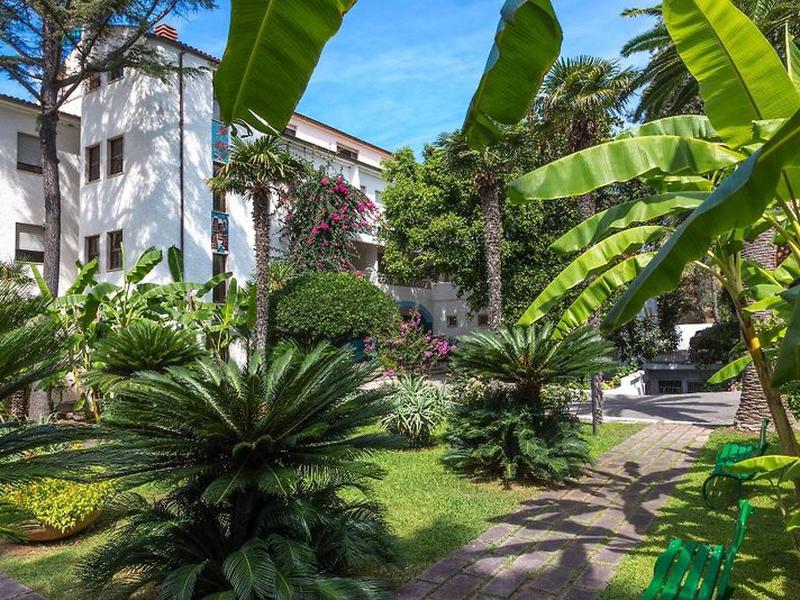 35EE714D4D5CEB302CD47C62A1094D7A