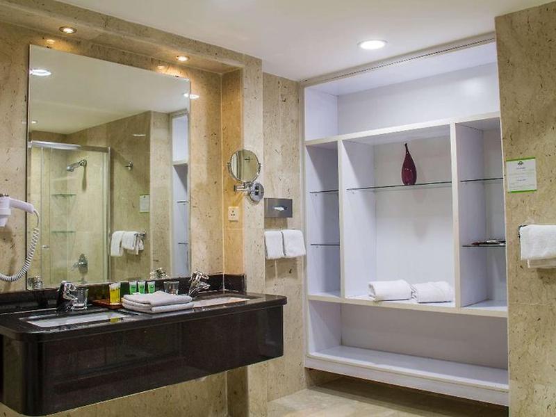 DC696C4070E3152ED39BBA5D68542B78