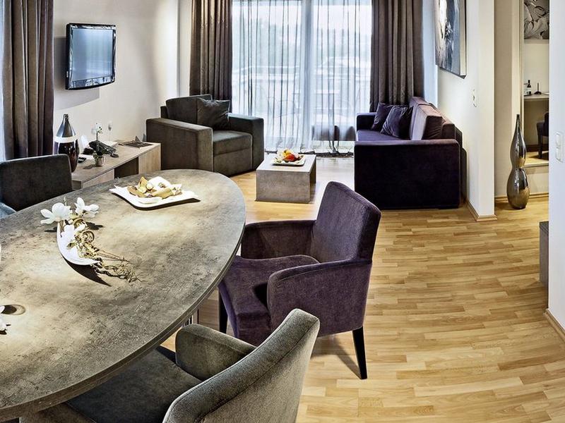 93EC57F5BB399FDB9F1C98AB33523060