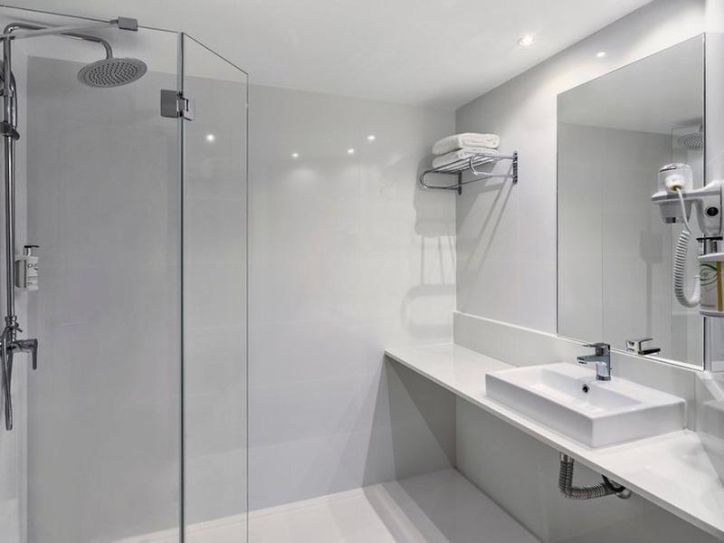 64C49C041180DF648C53397FB5790014