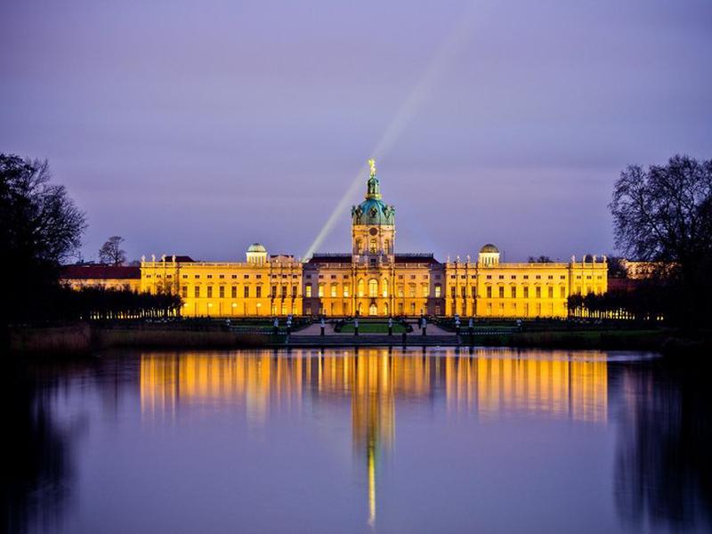 67CE3151A1996D4421AED04BCAC30225