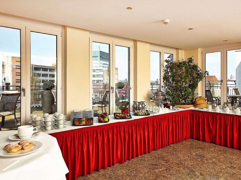 98AAD81B2348D8FCA4F57AFE976FD958