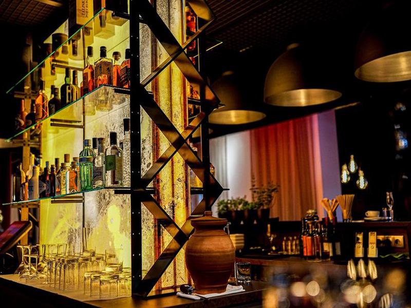 093EB74442A35BA69D4A523B7C09D9DD